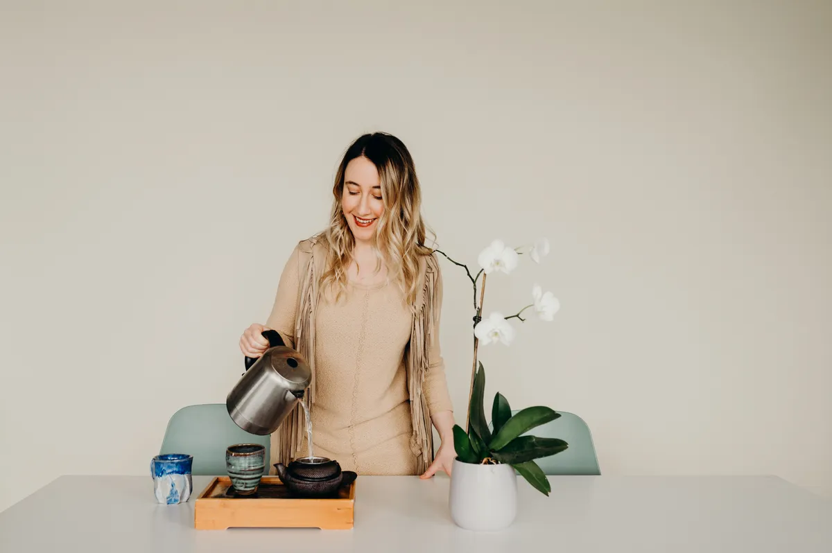 Stephanie pouring tea